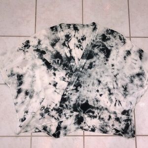 Talula white/dark grey kimono wrap